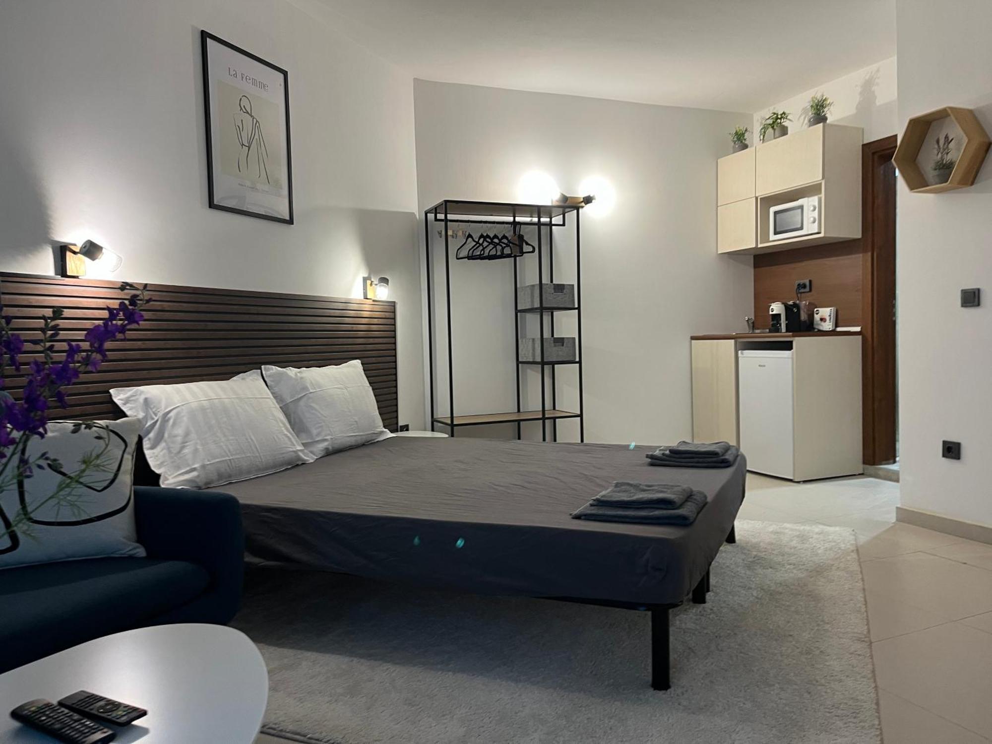 Golf Coast Boutique Studio With Sea View Topola Luaran gambar