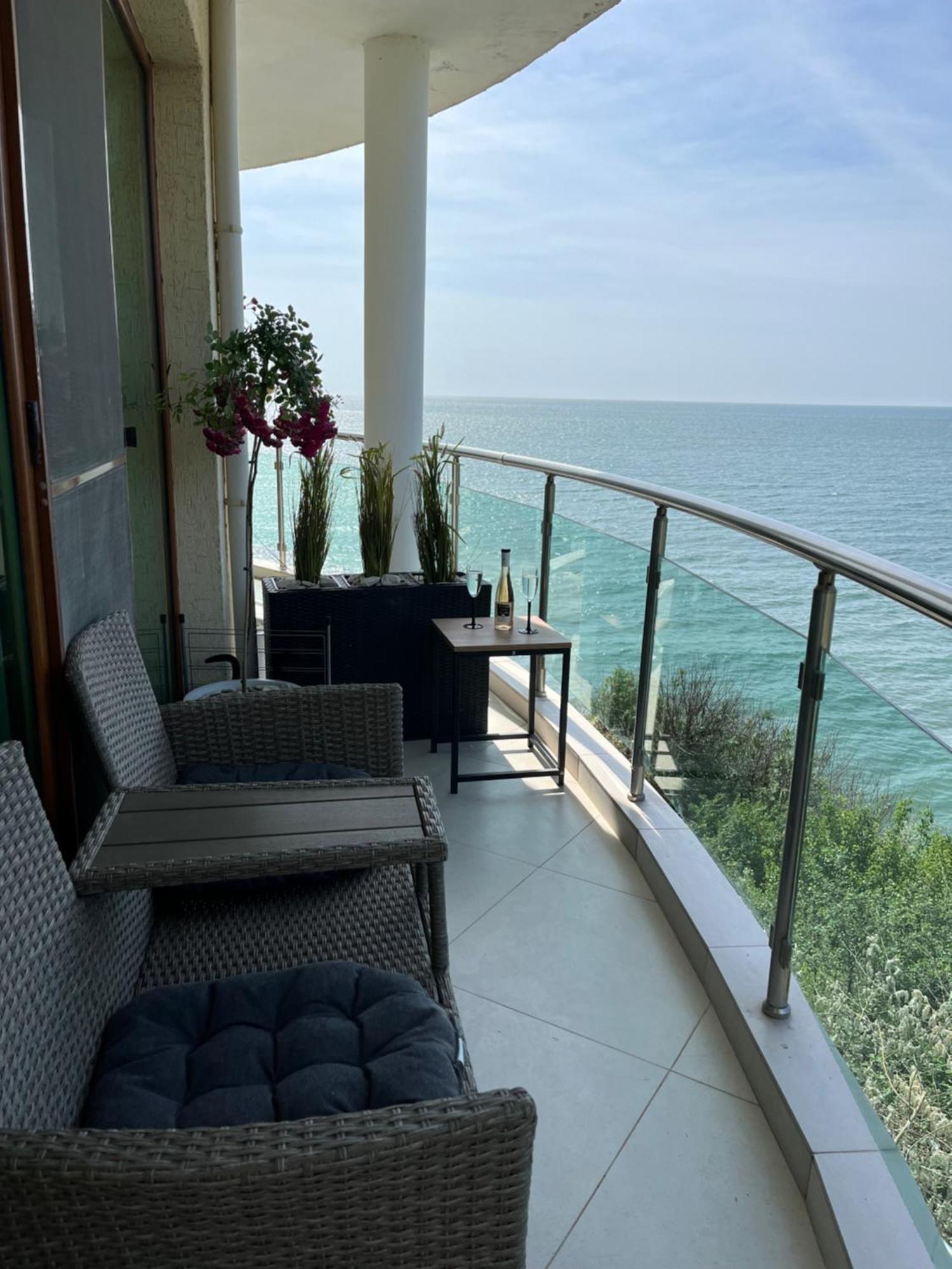 Golf Coast Boutique Studio With Sea View Topola Luaran gambar